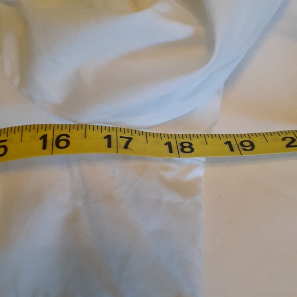 Elegant Lauren Ralph Lauren White Off-Shoulder Top - Picture 5 of 7